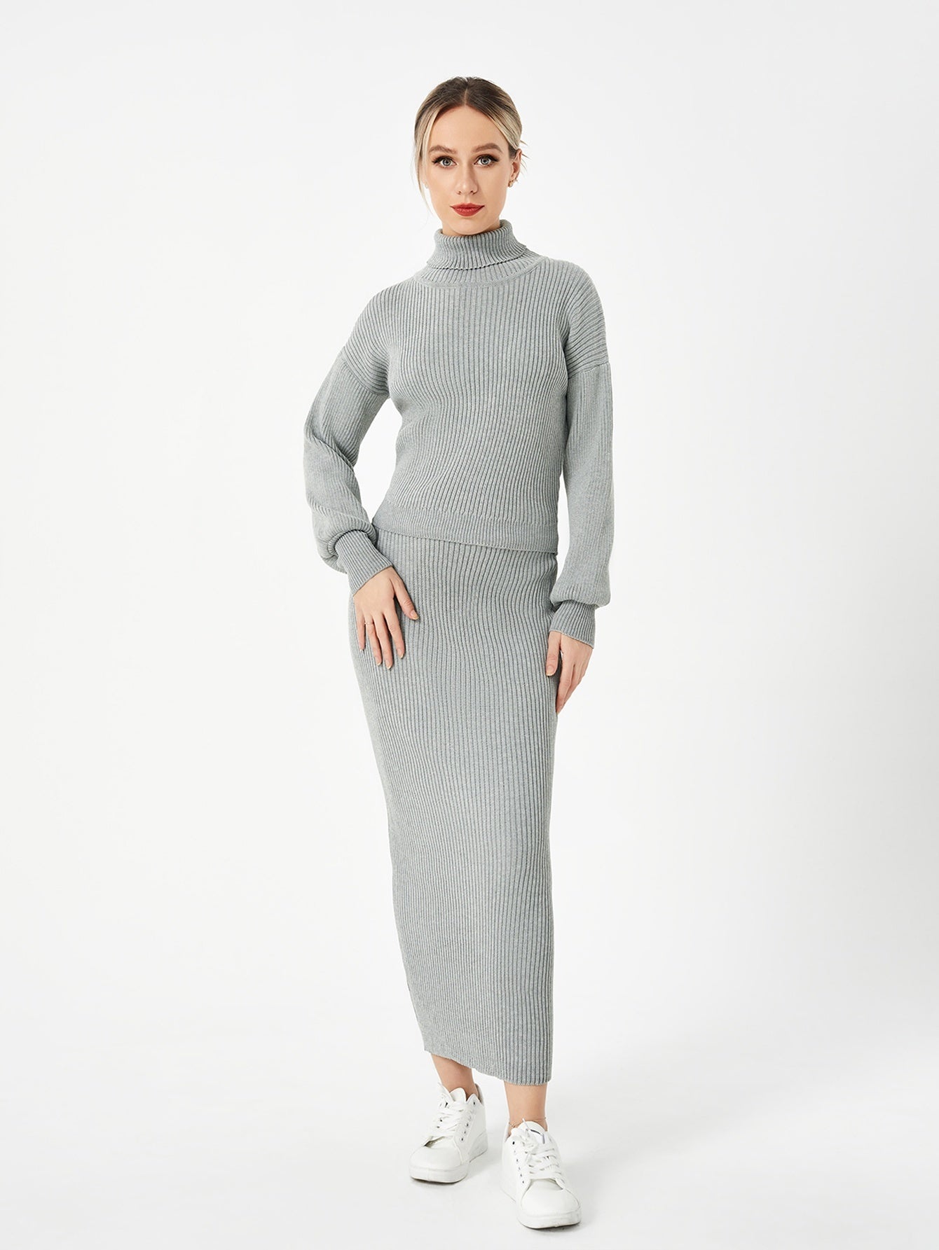 Women's Knitted Skirt Suit